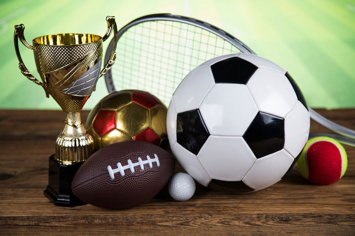 Cups of winners award, Sport equipment and balls