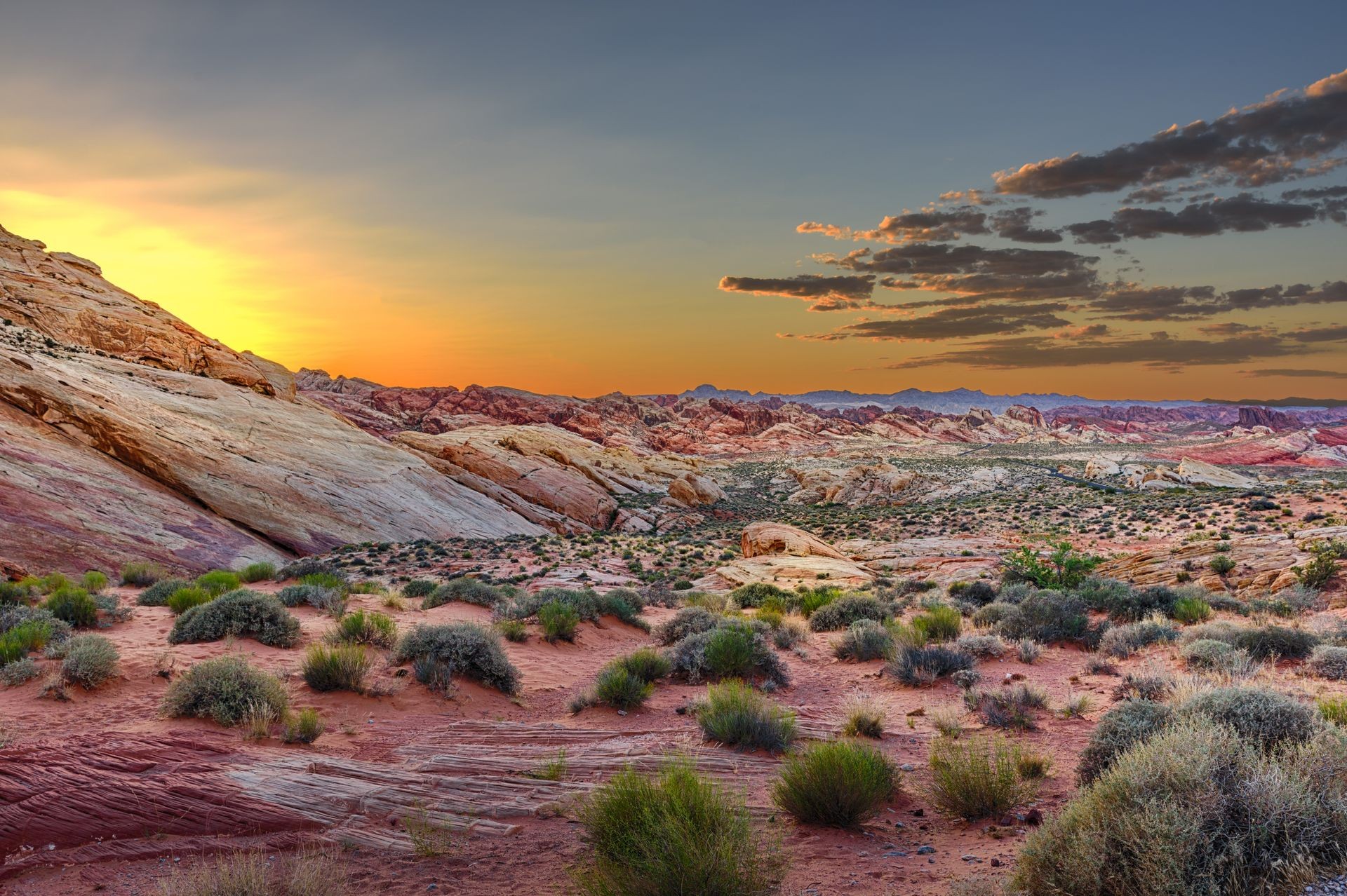 Stunnig Sunset in Valley Of Fire Hiking Trail. Reacreation and Vacation In National Park, Nevada.